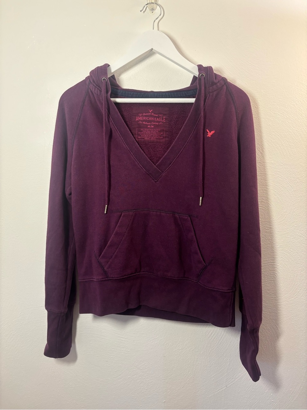 Y2K American Eagle Outfitters Plum V-Neck Hoodie Sweatshirt Size Medium